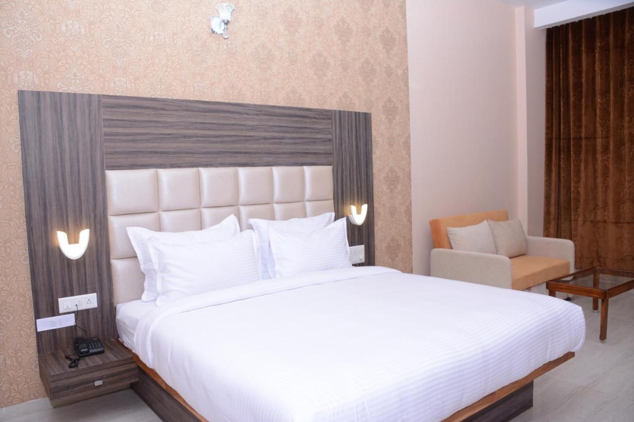 Ratnaa Resort Khamshet Exterior foto